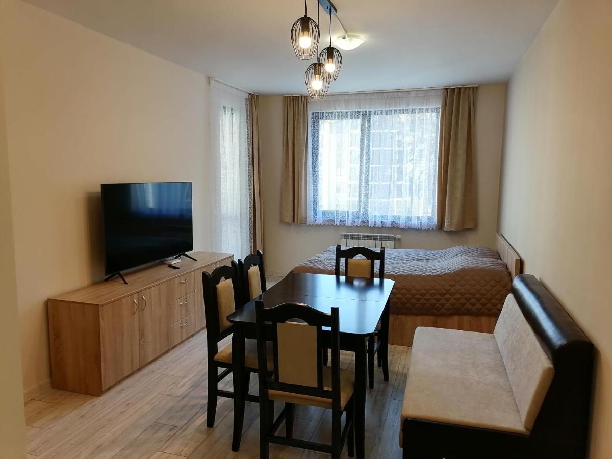 Gardens A27 Apartment *