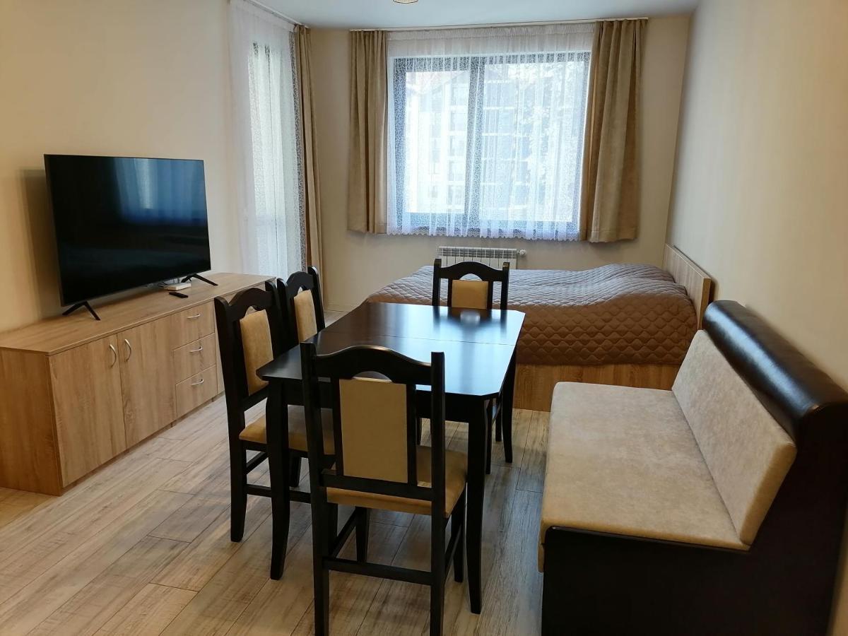 Apartment Gardens A27